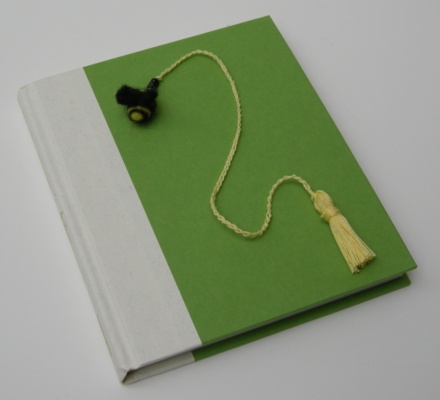 BeeYellowBookmark